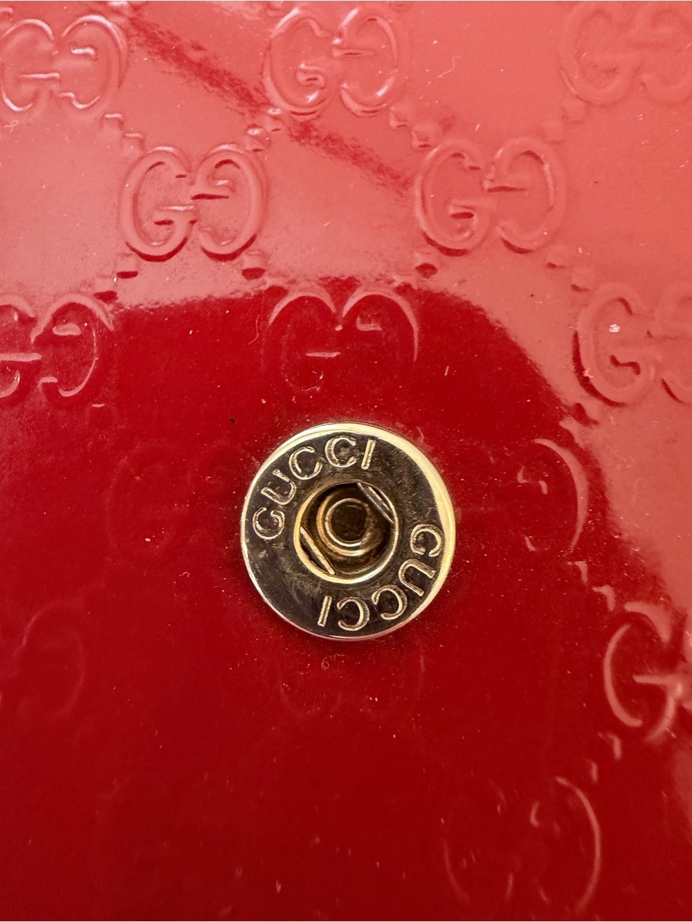 Authentic Gucci Microguccissima patent leather wallet in Red - Picture 8 of 10